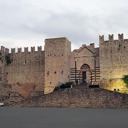 Taverna Abitazione A 15 Km Da Firenze Prato  Dış mekan fotoğraf